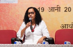 राजकारण, शिक्षण आनी समाजीक विकासाचे वाटेर वचपी बायलांनी डॉ. मुथ्थुलक्ष्मी रेड्डी हांची घेवची देख: रत्नमाला दिवकार