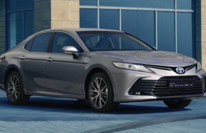 TOYOTA KIRLOSKAR MOTOR LAUNCHES NEW CAMRY HYBRID