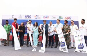 CLEAN-A-THON ISSUES ‘NA GANDGI KARUNGA, NA KARNE DUNGA’ PLEDGE IN GOA