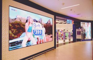 MALL DE GOA: MAX STORE RENEWED WITH LATEST FASHION