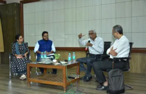 लोकांक समजूंक जाय म्हूण लेखकान आपली अभिव्यक्ती पातळ करची न्हय: माधव बोरकार