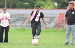 WORK HARD & ONLY THINK ABOUT FOOTBALL, INDIA STAR MANISHA KALYAN ADVISES U13 GIRLS