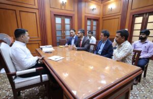 CHIEF MINISTER DR. PRAMOD SAWANT HOLDS ‘FRUITFUL DISCUSSION’ ON PROPOSAL TO ESTABLISH BARCA ACADEMY IN GOA