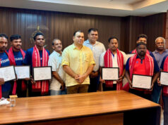 TOURISM MINISTER FELICITATES DRISHTI MARINE LIFESAVERS INVOLVED IN RESCUE OF FISHERMEN OFF MOBOR BEACH