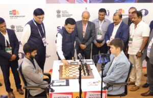 CHIEF MINISTER DR. PRAMOD SAWANT MAKES FIRST MOVE FOR D GUKESH VS KAZYBEK NOGERBEK MATCH