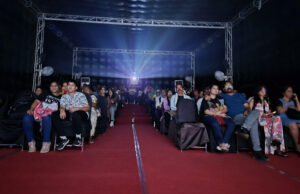 DDLJ delivers Houseful Shows at IFFI – PictureTime’s Inflatable Cinema