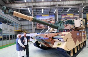 PRIME MINISTER MODI VISITS L&T COMPLEX AT HAZIRA IN GUJARAT